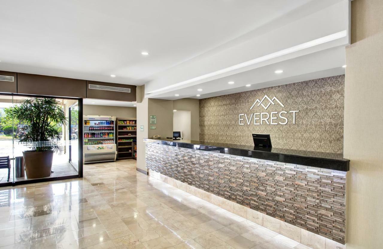 Everest Ciudad Victoria Eksteriør billede